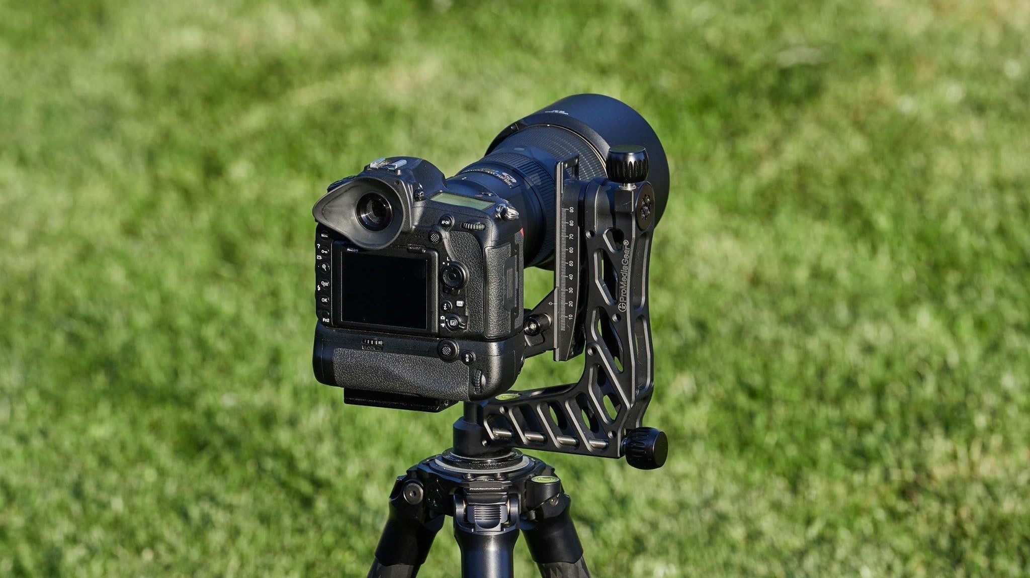 ProMediaGear GKJr Katana Pro in use | Which ProMediaGear Gimbal Head Should You Get