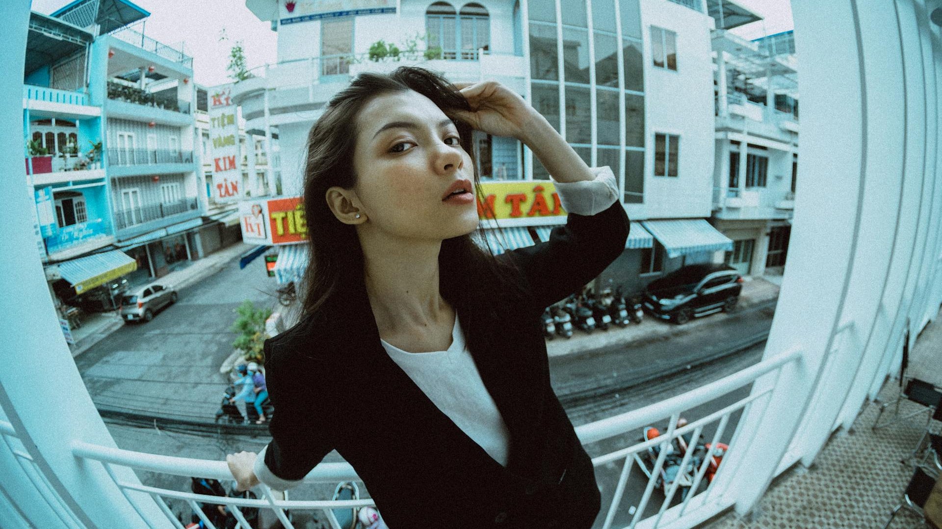 Why Facial Proportions Look Different on Camera? | Photo by Khoa Võ